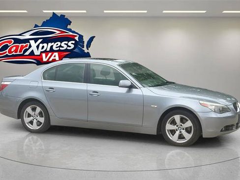 Used 2007 BMW 525xi Sedan AWD/4WD image 9