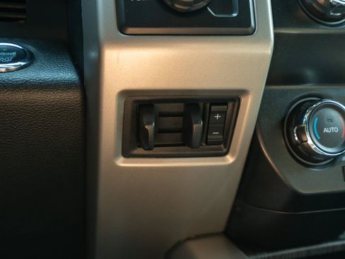 Used 2020 Ford F350 Lariat w/ Lariat Ultimate Package AWD/4WD image 38