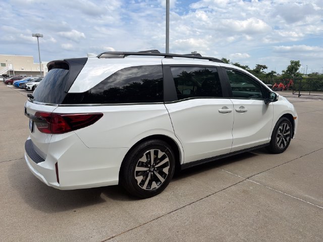 New 2026 Honda Odyssey EX-L image 5