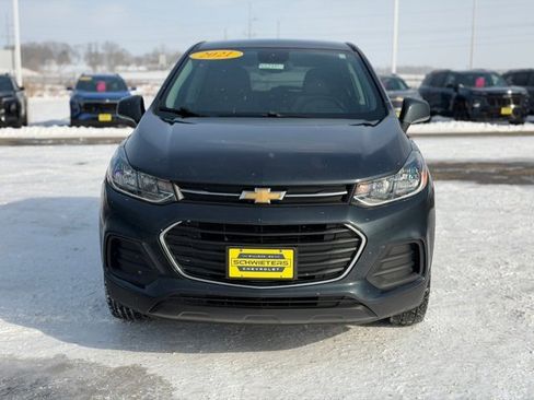 Used 2021 Chevrolet Trax LS w/ Tint and Cruise Package image 2