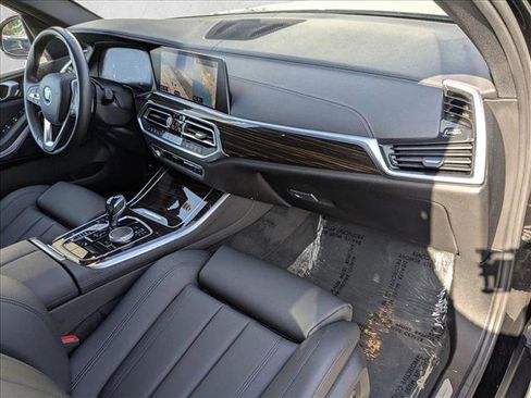 Used 2021 BMW X5 sDrive40i image 25
