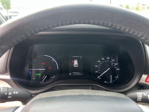 Used 2021 Toyota Sienna XLE FWD image 23