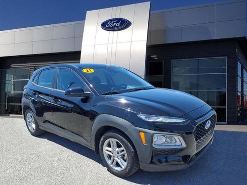 Used 2021 Hyundai Kona SE FWD image 1