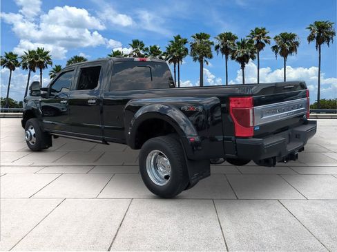 Used 2022 Ford F350 Platinum AWD/4WD image 5