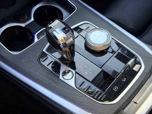 Used 2022 BMW X7 xDrive40i w/ Executive Package image 33