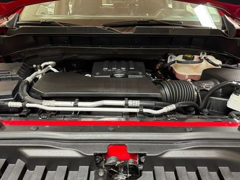 Used 2024 Chevrolet Silverado 1500 LT AWD/4WD image 25