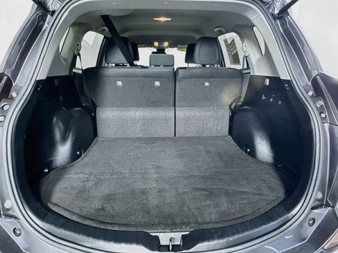 Used 2017 Toyota RAV4 LE FWD image 26