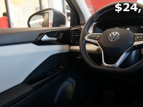 Certified 2025 Volkswagen Taos S image 34
