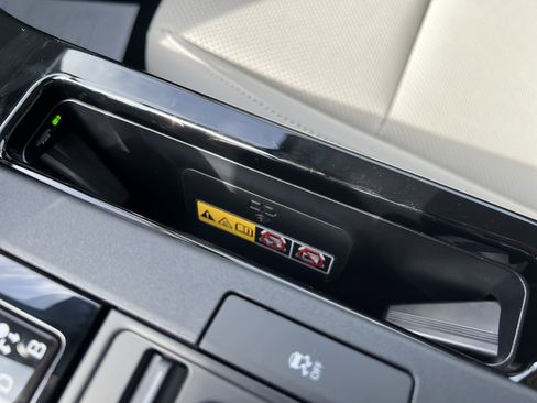 New 2026 Toyota Prius XLE image 22