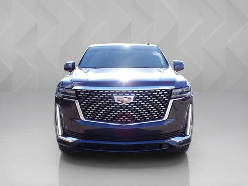 Certified 2024 Cadillac Escalade ESV Premium Luxury image 8