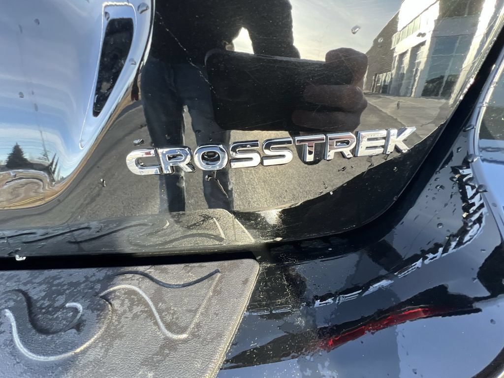 Used 2024 Subaru Crosstrek 2.5i Limited w/ Crosstrek Mirror Package AWD/4WD image 32