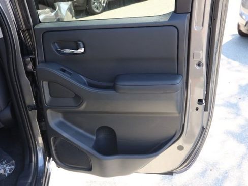 New 2026 Nissan Frontier SV w/ Tow Package image 18