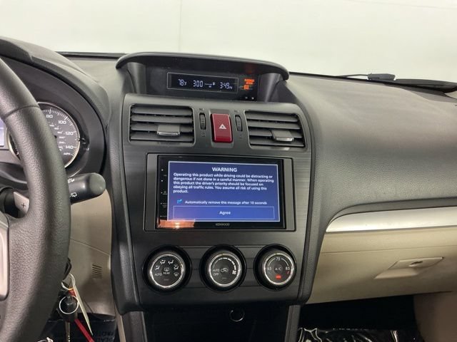 Used 2014 Subaru Crosstrek 2.0i Limited AWD/4WD image 17