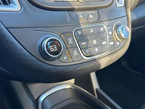 Used 2024 Chevrolet Malibu LT FWD image 23
