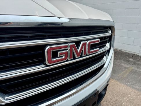 Used 2021 GMC Terrain SLT AWD/4WD image 28