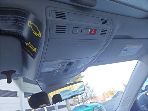 New 2026 Volkswagen Jetta SE image 21