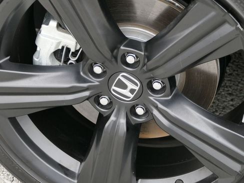 Used 2024 Honda Accord Sport image 11