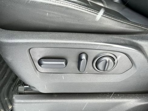 Used 2019 Chevrolet Silverado 1500 LTZ w/ LTZ Plus Package image 16