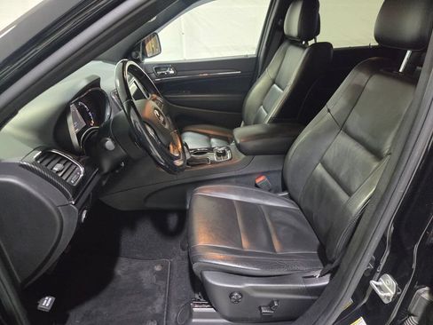 Certified 2019 Jeep Grand Cherokee Limited AWD/4WD image 16