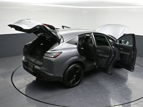 Used 2025 Nissan Murano SV image 35