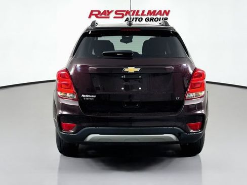 Used 2020 Chevrolet Trax LT w/ LT Convenience Package FWD image 6