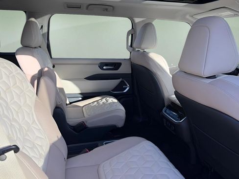 New 2026 Nissan Armada Platinum w/ Convenience Package image 10