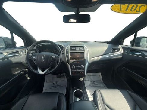 Used 2017 Lincoln MKC Premiere FWD image 21