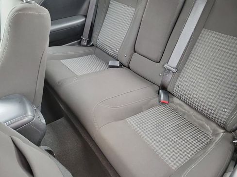 Used 2023 Dodge Challenger SXT image 9