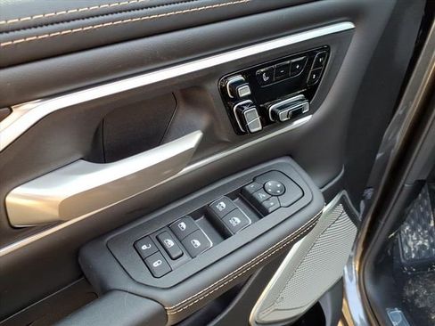 New 2026 RAM 1500 Tungsten AWD/4WD image 17