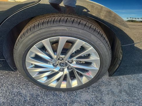 Used 2020 Lexus ES 350 Ultra Luxury image 7