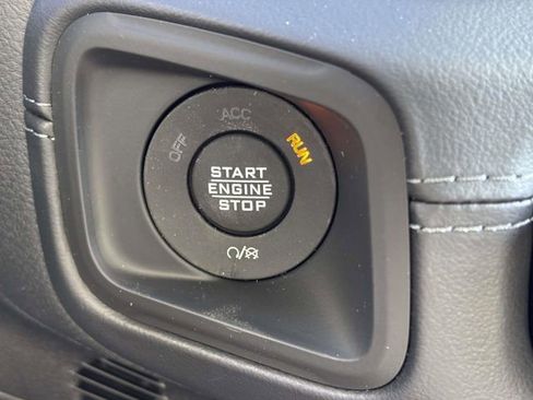 New 2026 Jeep Gladiator Sport image 16