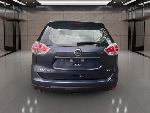 Used 2015 Nissan Rogue S image 5