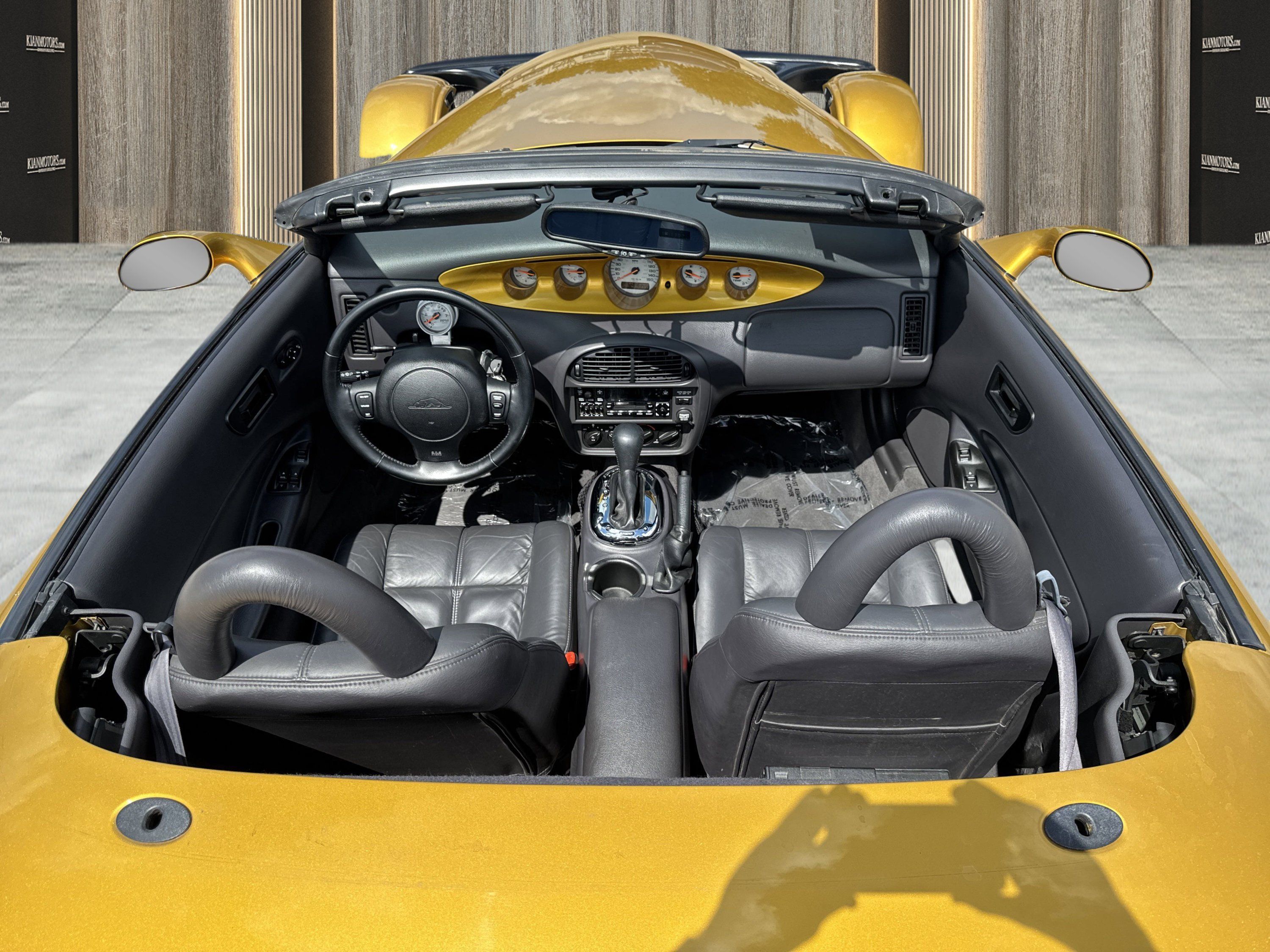 Used 2002 Chrysler Prowler RWD image 4