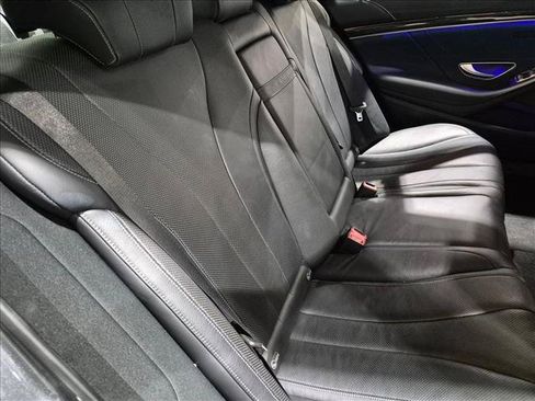 Used 2017 Mercedes-Benz S 550 4MATIC Sedan image 21