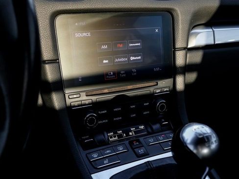 Used 2019 Porsche 718 Cayman image 23