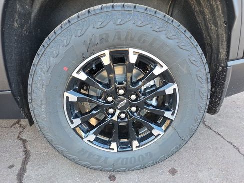 New 2026 Chevrolet Traverse Z71 w/ Driver Confidence Package image 36