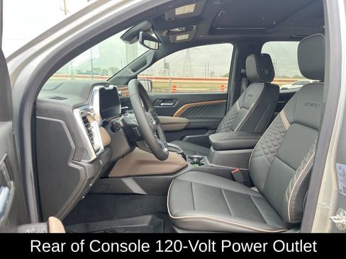 New 2026 GMC Canyon Denali image 11