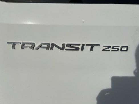 Used 2017 Ford Transit 250 148 Medium Roof image 24