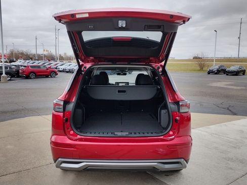 New 2025 Mitsubishi Outlander SE image 17