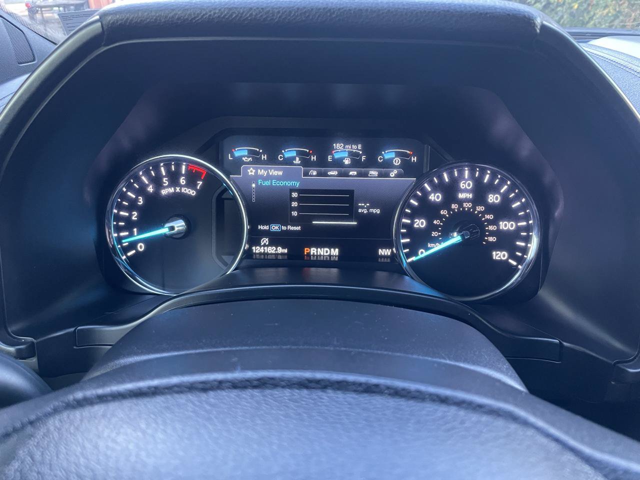 Used 2018 Ford Expedition Limited w/ Equipment Group 301A AWD/4WD image 16