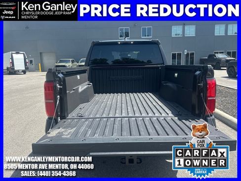 Used 2024 Toyota Tacoma TRD Sport AWD/4WD image 10