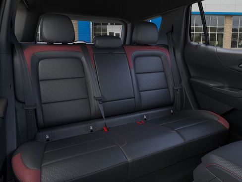 New 2026 Chevrolet Equinox RS w/ LPO, Floor Liner Package image 17