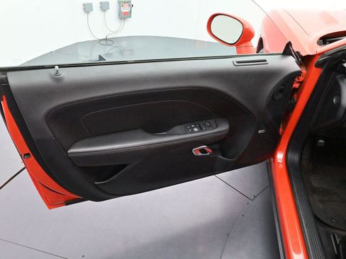 Used 2018 Dodge Challenger SXT Plus image 9