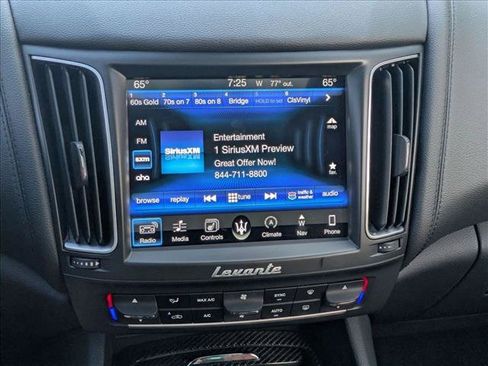 Used 2017 Maserati Levante S AWD/4WD image 10