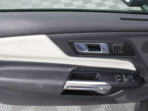 Used 2025 Ford Mustang GT Premium image 14