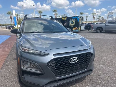 Used 2020 Hyundai Kona SEL w/ Cargo Package image 2