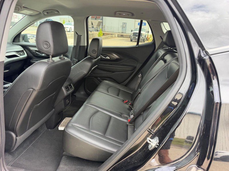 Used 2024 GMC Terrain SLT AWD/4WD image 8
