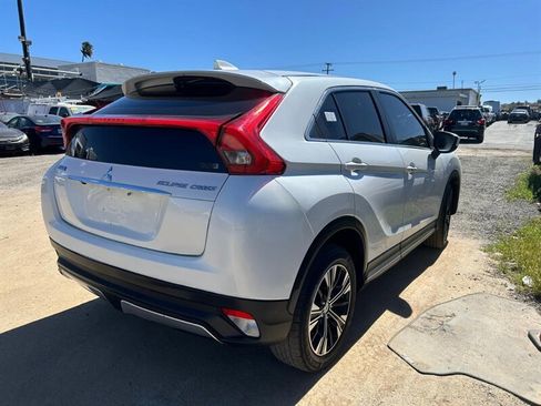 Used 2019 Mitsubishi Eclipse Cross SE image 6