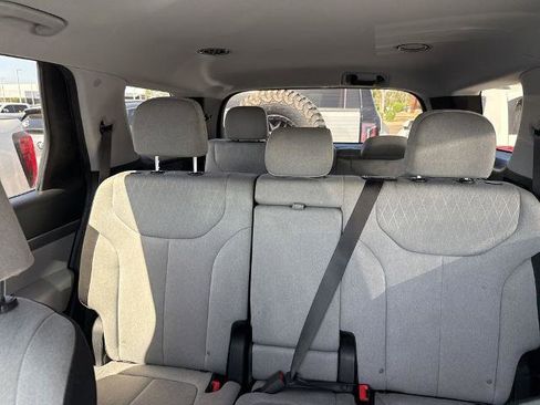 Used 2021 Hyundai Palisade SE image 11