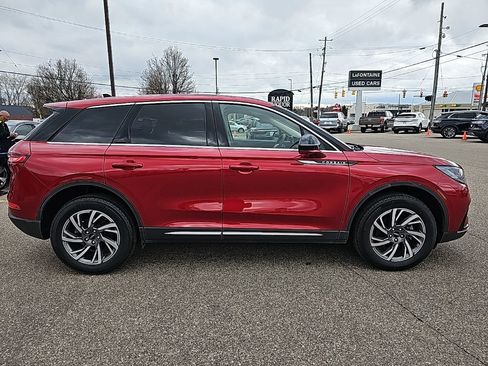 Used 2023 Lincoln Corsair AWD w/ Equipment Group 101A image 6